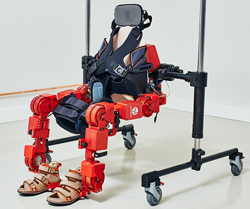 Marsi Bionics’ ATLAS 2030 exoskeleton for children